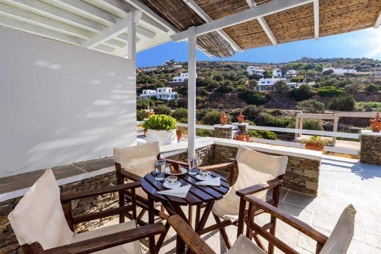 Platis Gialos  Rita Rooms Sifnos מראה חיצוני תמונה