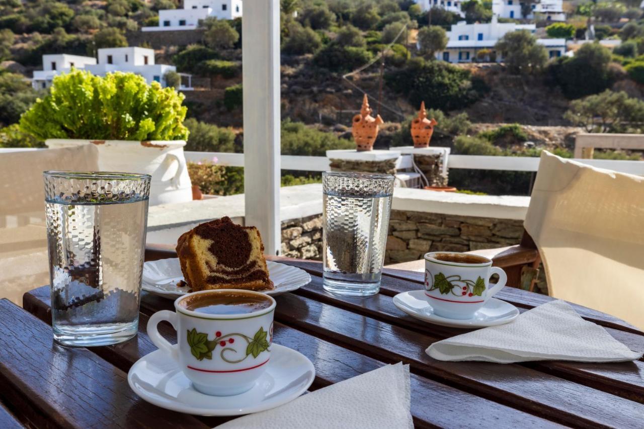 Platis Gialos  Rita Rooms Sifnos מראה חיצוני תמונה