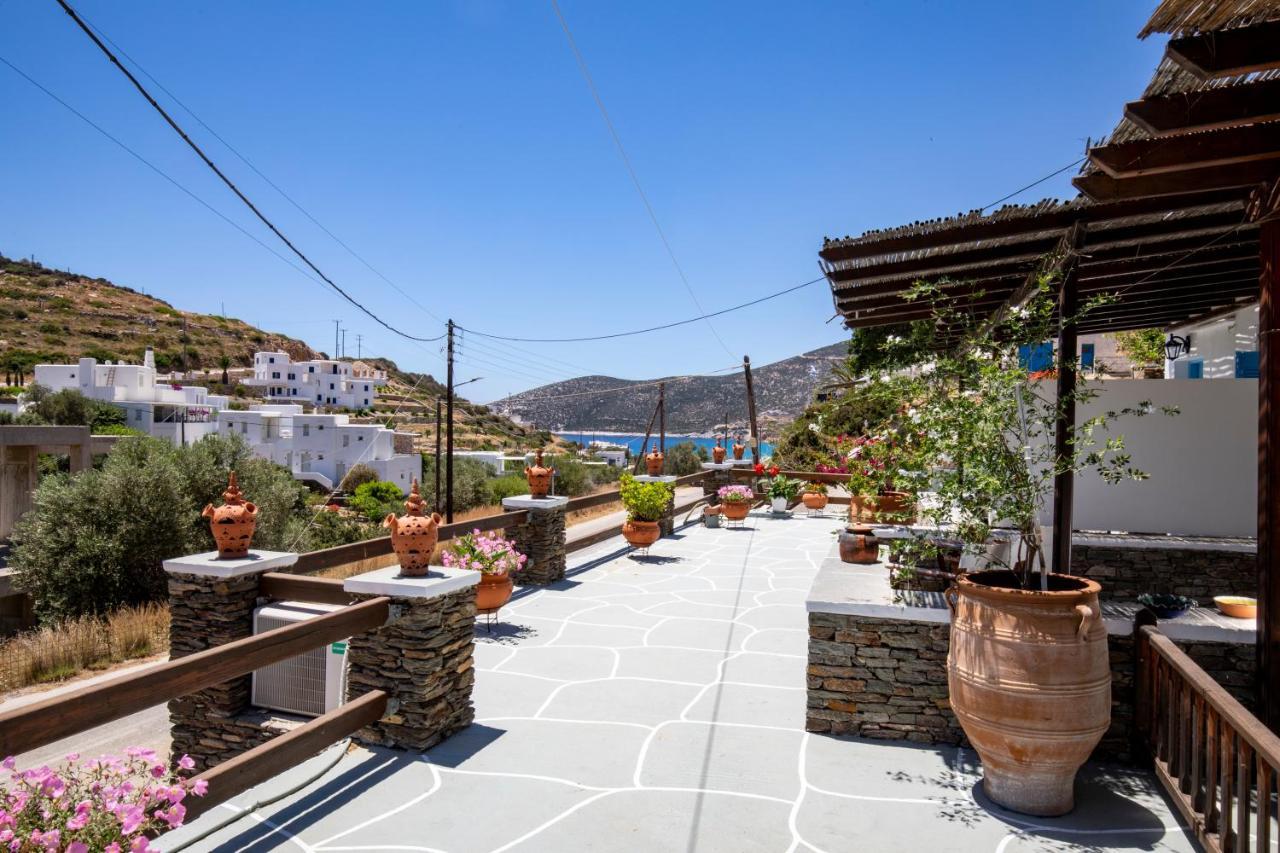 Platis Gialos  Rita Rooms Sifnos מראה חיצוני תמונה